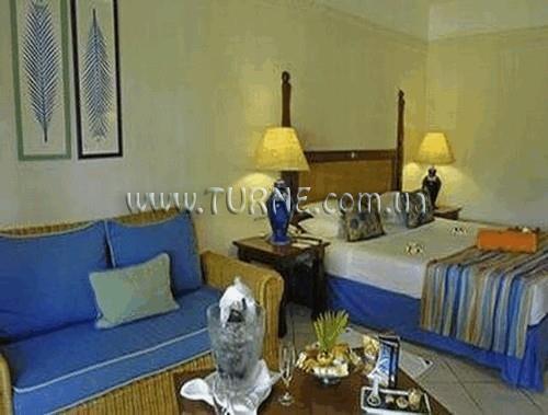 Територія The Sands Resort & SPA 4*