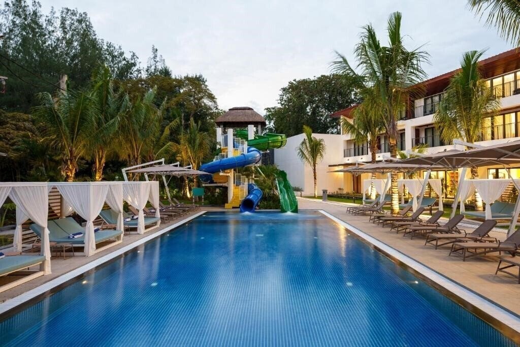 Отель Ocean'S Creek Beach Hotel 4*