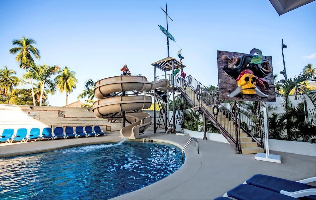 Апартаменти Krystal Beach Acapulco 3*