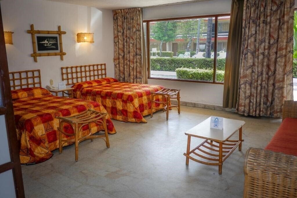 Готель Bali - Hai 3*