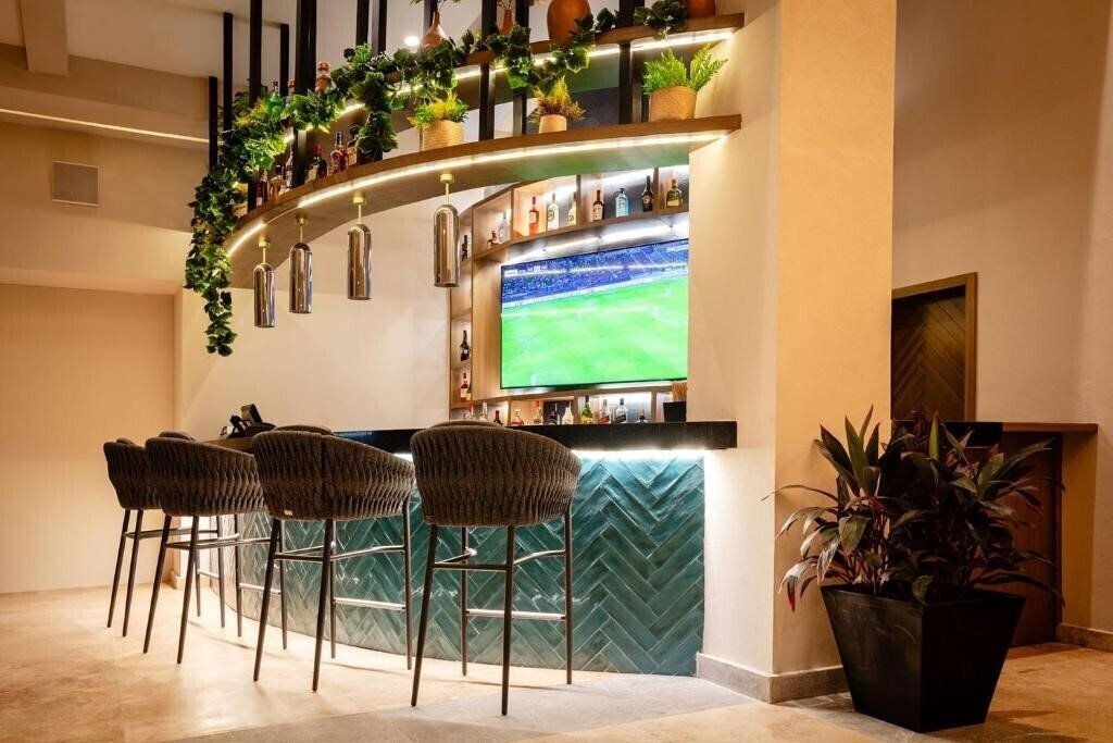 Апартаменти Camino Real Acapulco Diamante 5*