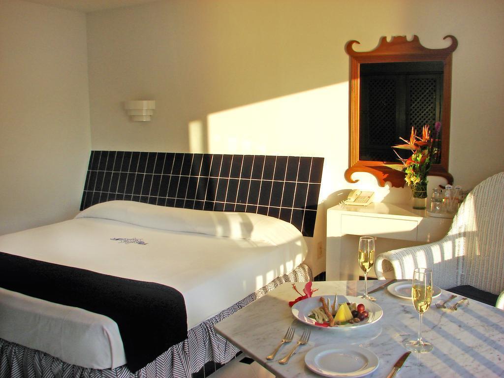 Картинка Elcano 4*