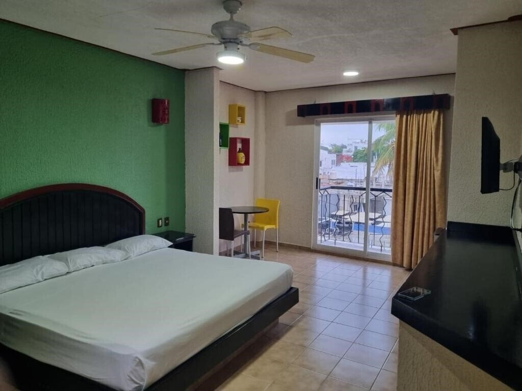 Вид Suites Los Arcos 3*