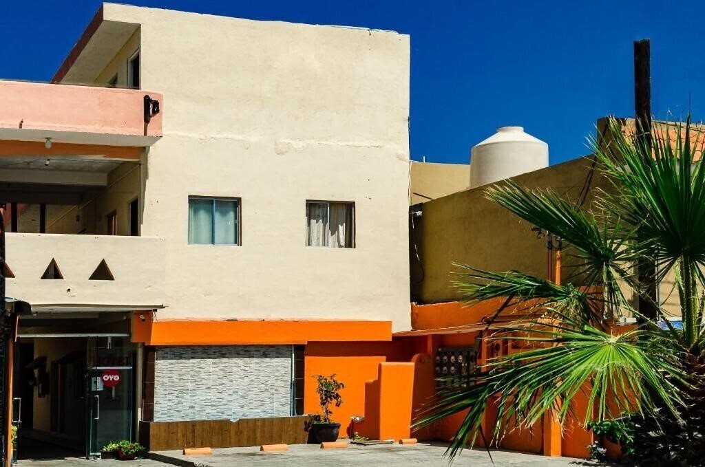 Готель Oyo Hotel Cabo Del Sur 2*