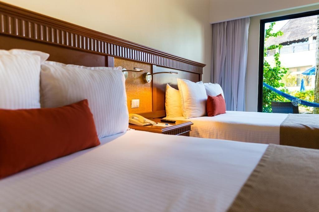 Апартаменты The Reef Cocobeach 4*