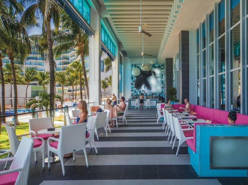 Территория Riu Cancun 5*