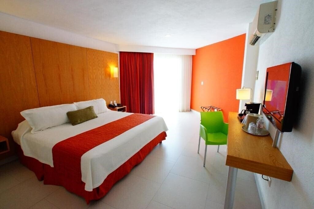 Территория Margaritas Cancun 3*