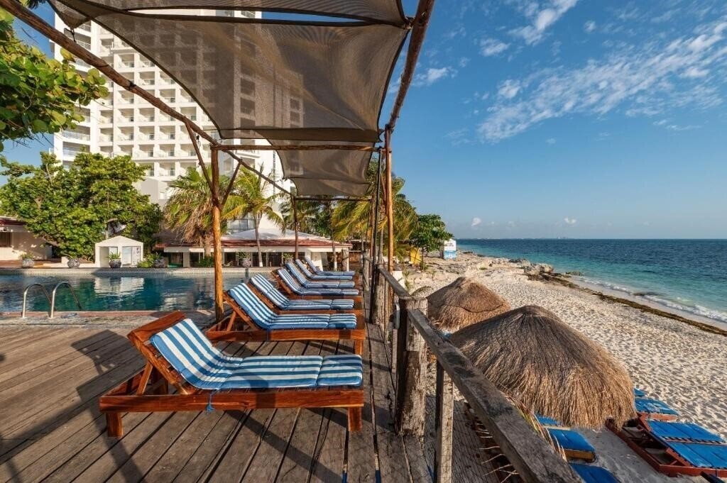 Территория Maya Caribe Beach House By Faranda Hotels 3*