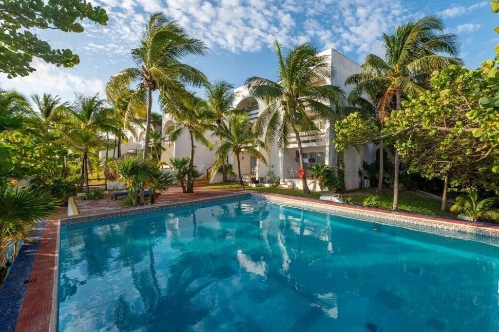 Панорама Maya Caribe Beach House By Faranda Hotels 3*
