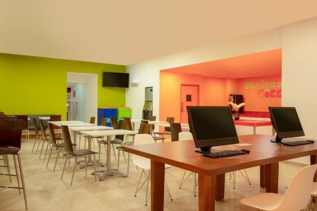 Картинка One Cancun Centro 3*