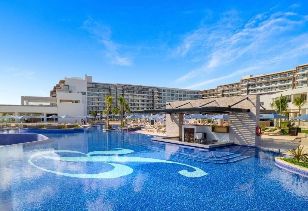 Готель Royalton Splash Riviera Cancun 5*