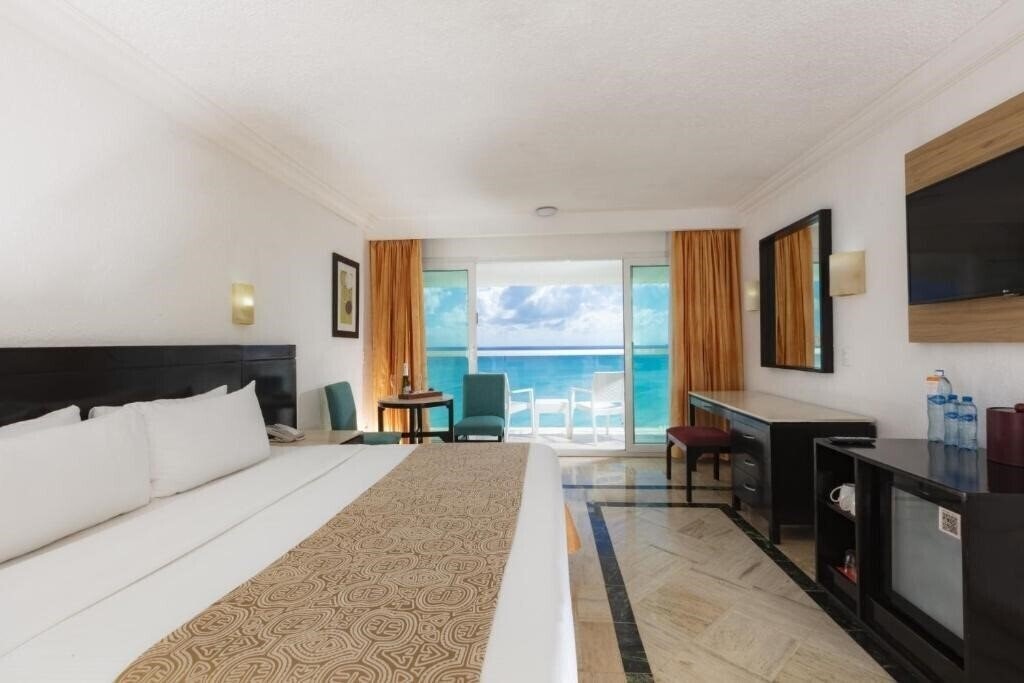 Територія Krystal Cancun 5*