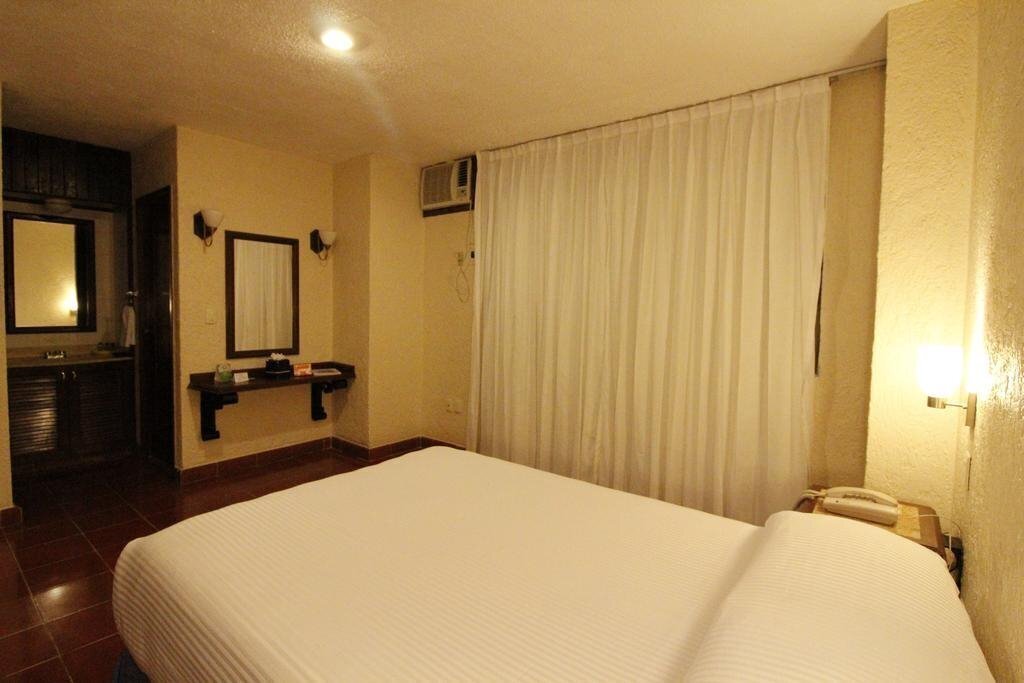 Вид Suites Bahia 3*