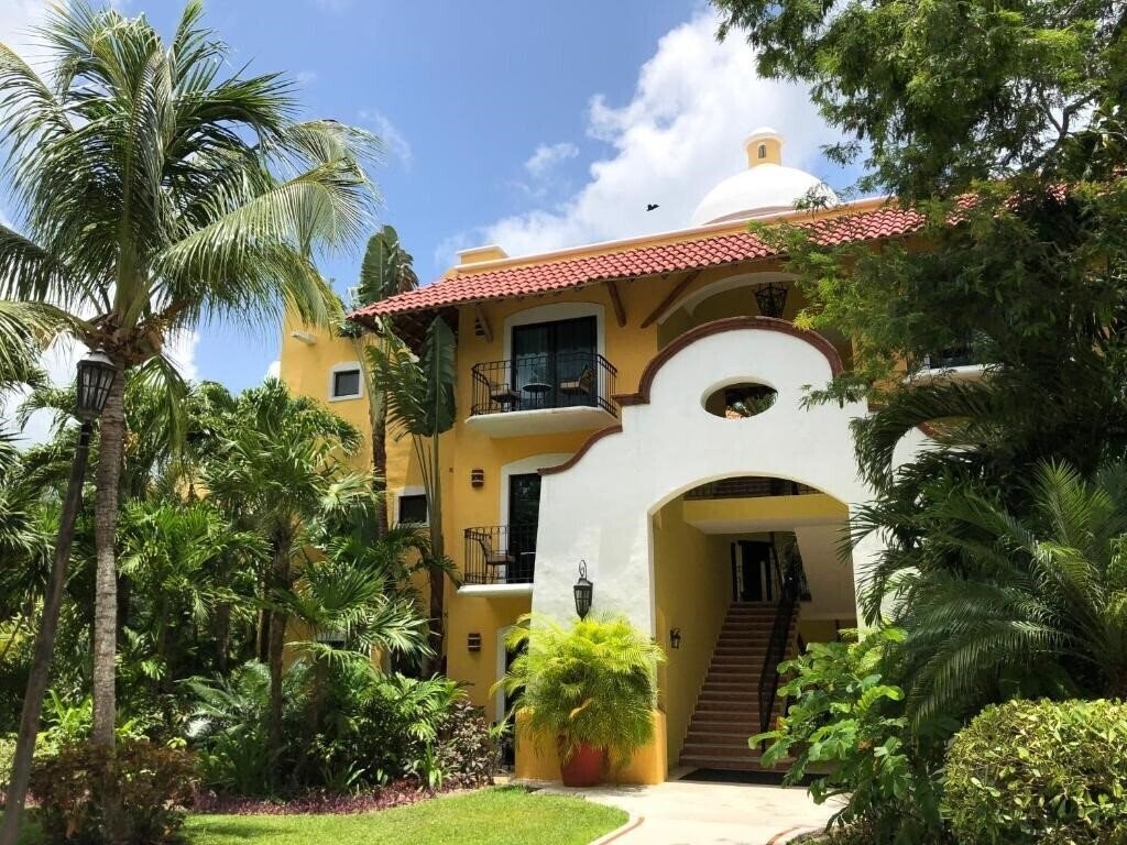 Территория Occidental Allegro Cozumel 4*