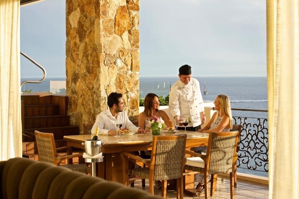 Территория Grand Solmar Land'S End Resort & Spa 4*