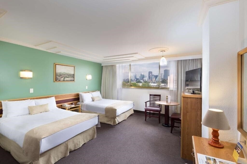 Отель Best Western Estoril 4*