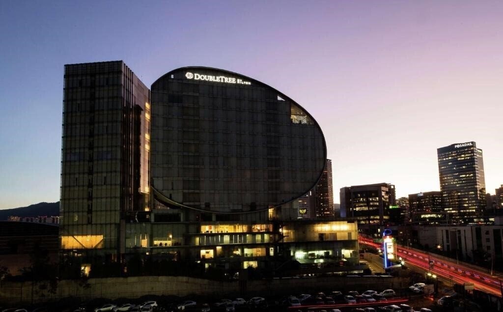 Панорама Doubletree By Hilton Mexico City Airport Area 5*