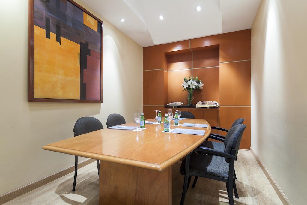 Панорама Eurostars Zona Rosa Suites 4*