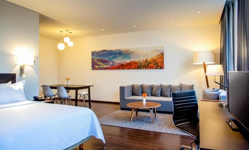 Территория Fiesta Inn Plaza Central 4*