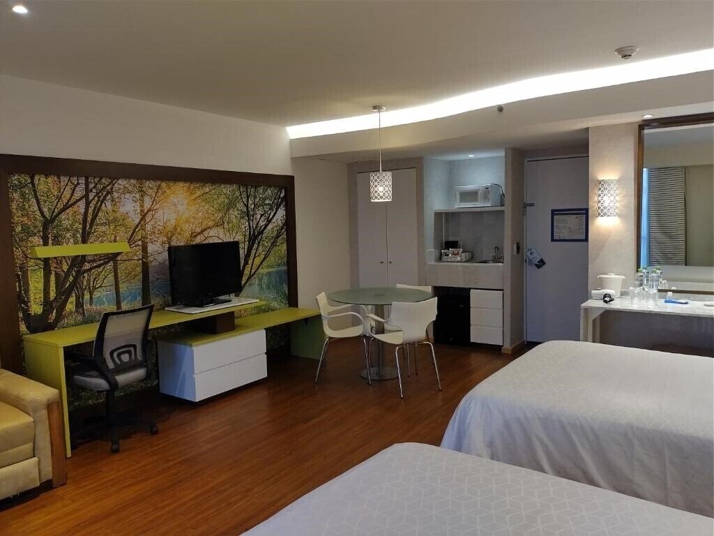 Изображение Holiday Inn Ciudad De Mexico Trade Center 4*