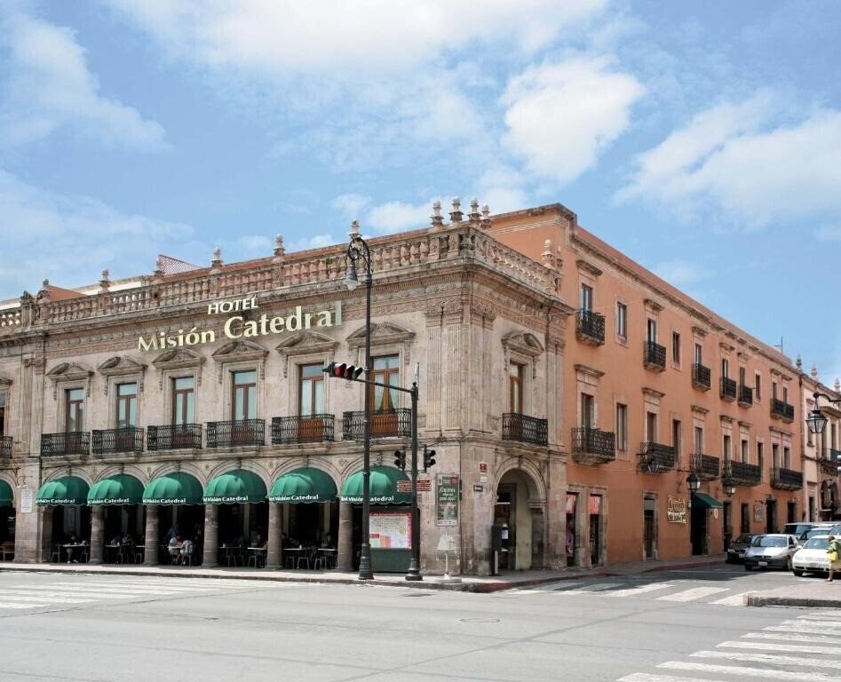 Панорама Mision Catedral Morelia 3*