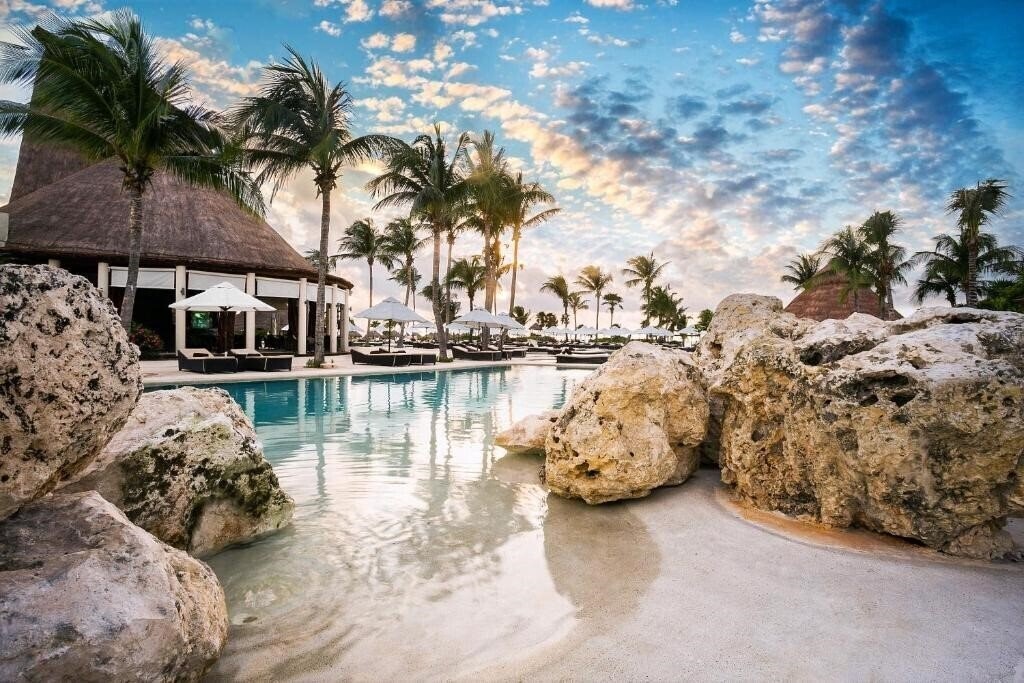 Изображение Secrets Maroma Beach Riviera Cancun 5*