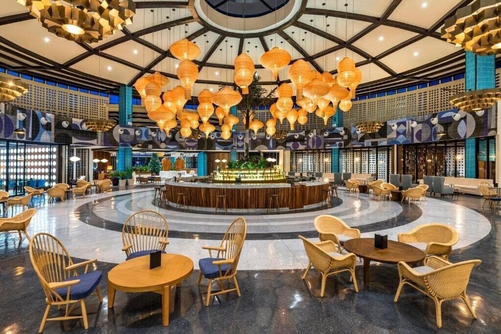 Территория Ocean Riviera Paradise - Daisy Family Club 5*