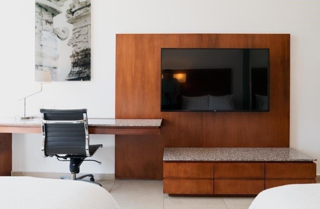 Апартаменти Fiesta Inn Playa Del Carmen 4*