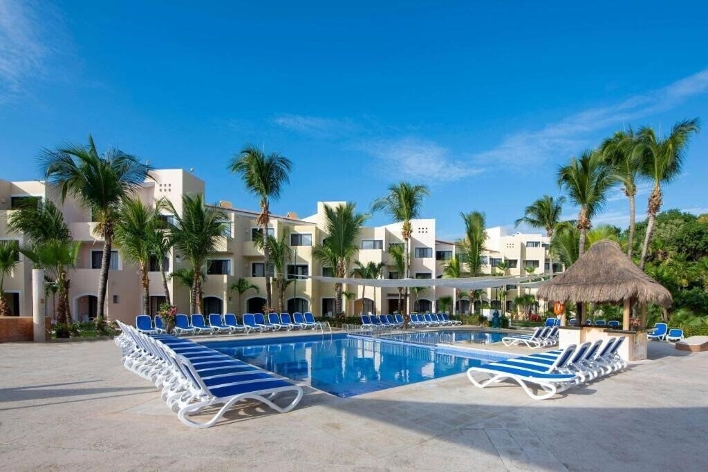 Изображение Viva Wyndham Maya 4*