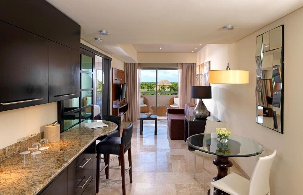 Территория Paradisus La Perla (Adults Only) 5*