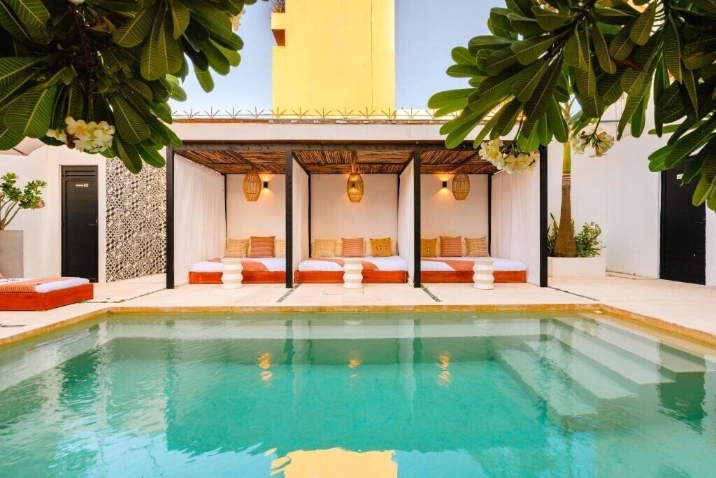 Панорама Malish Hotel & SPA 4*