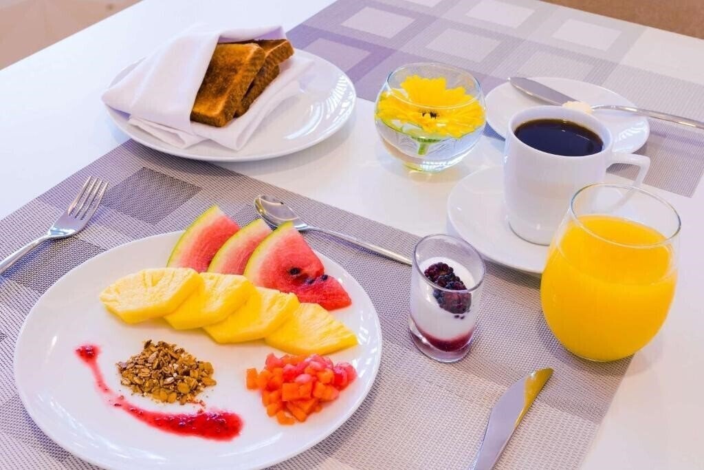 Вид Nh Puebla Finsa 3*