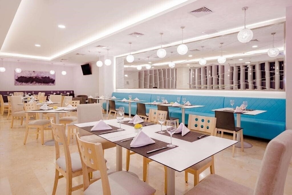 Апартаменты Nh Puebla Finsa 3*