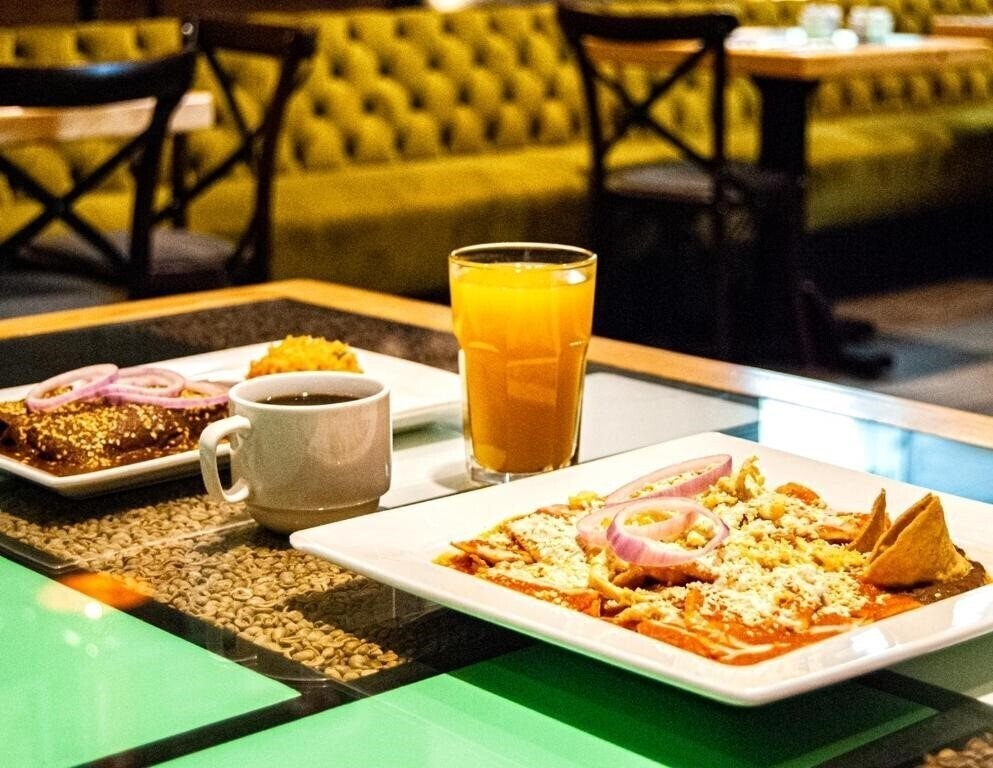 Апартаменты Ikonik Hotel Puebla 4*