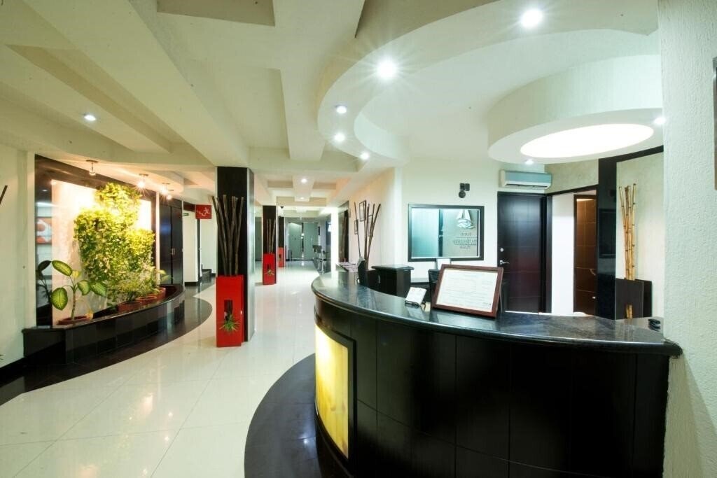 Вид Portonovo Plaza 4*