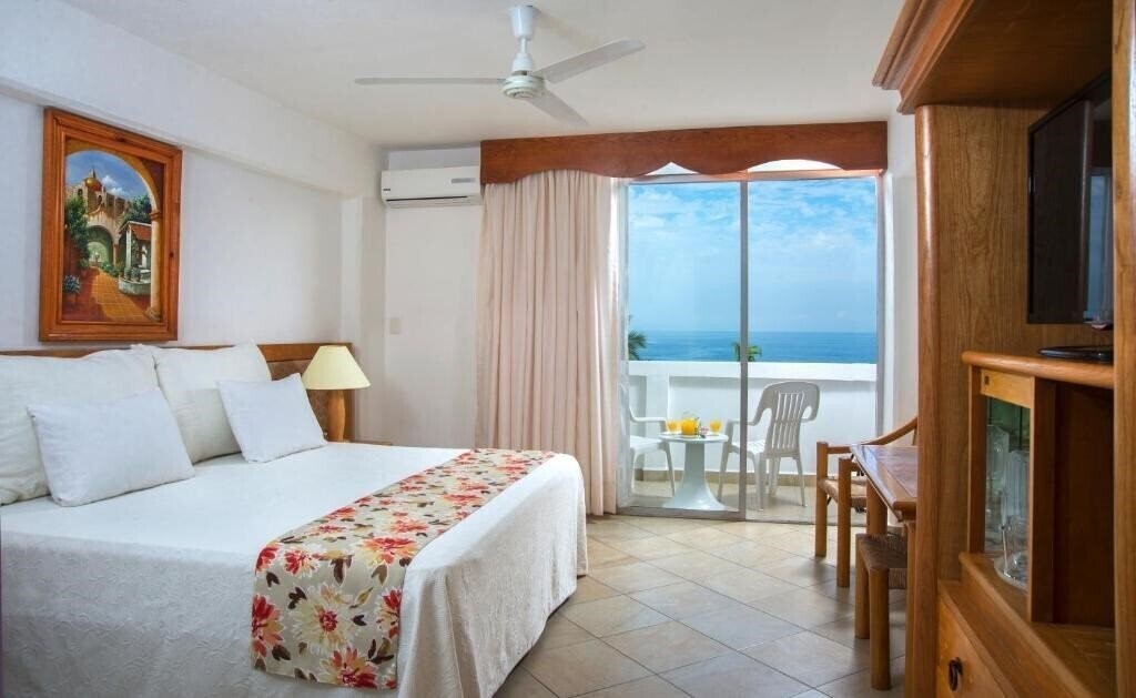 Территория Tropicana 3*