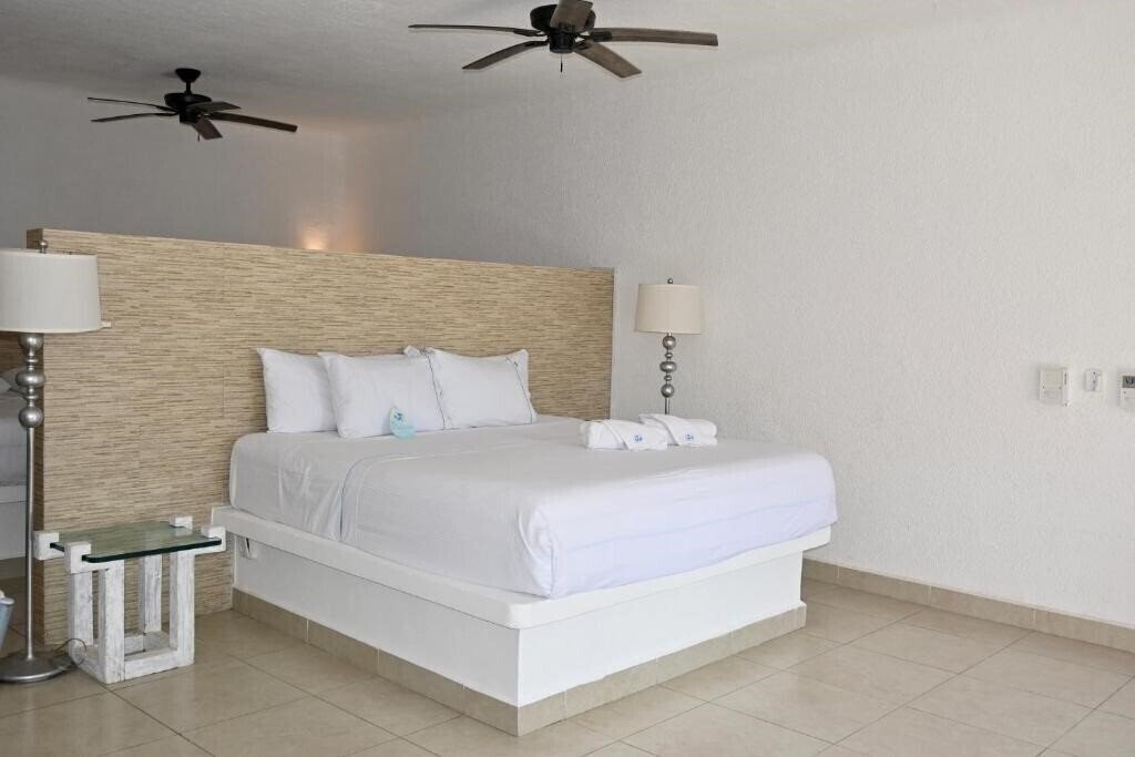 Фотография Pelicano Inn 3*