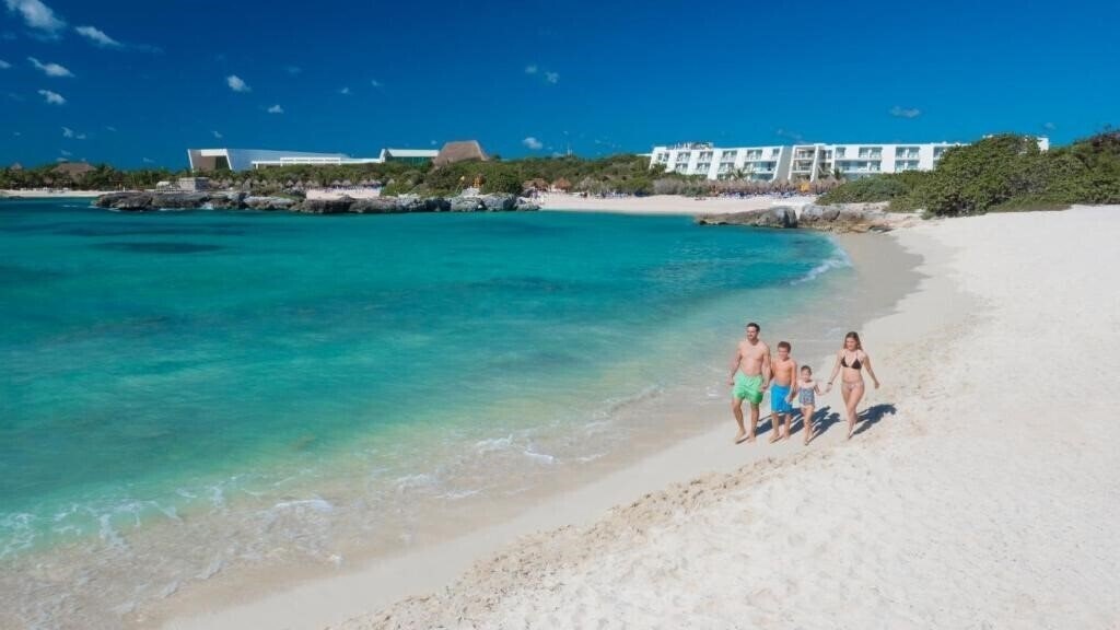 Панорама Grand Sirenis Riviera Maya Resort & SPA 5*