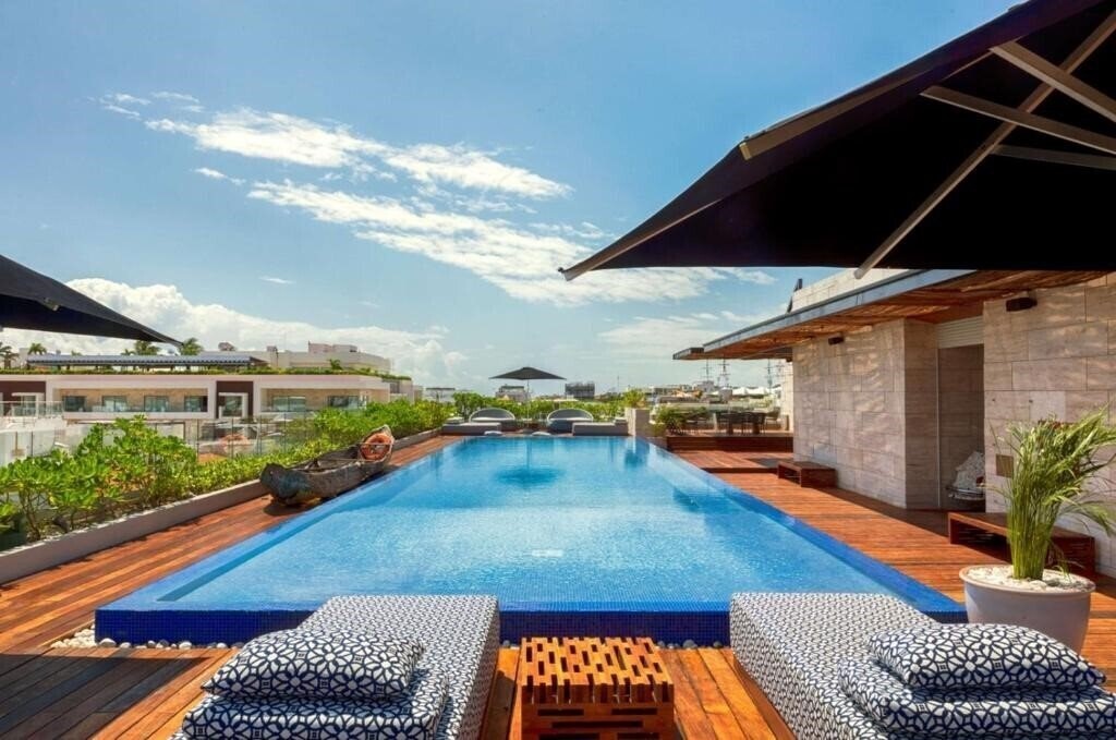 Отель The Yucatan Resort Playa Del Carmen, All-Inclusive 5*