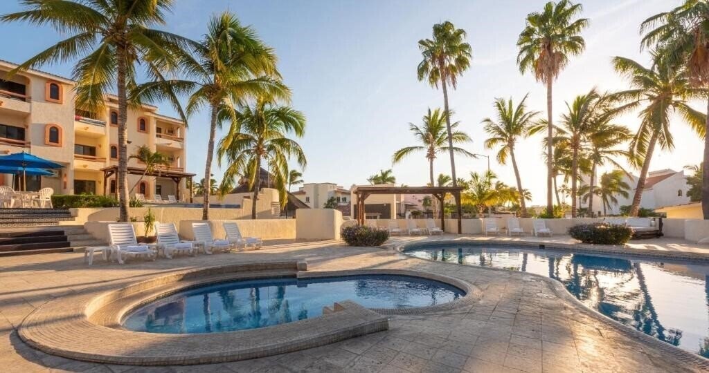 Фото Park Royal Homestay Los Cabos 4*