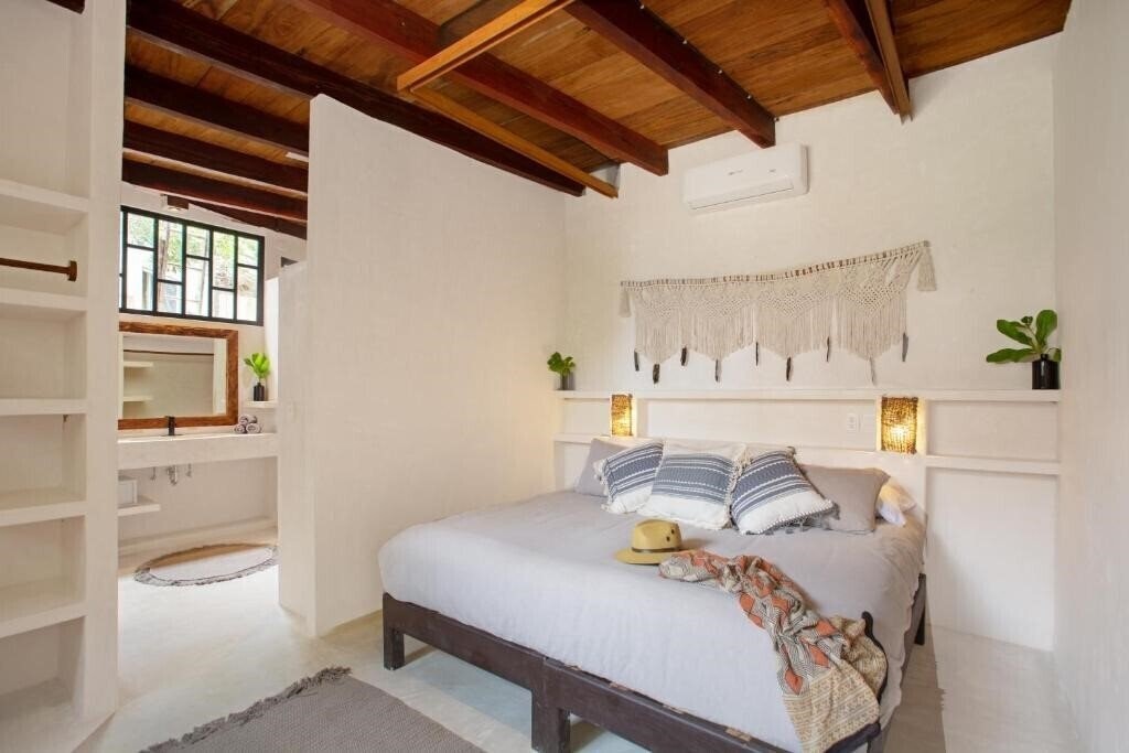 Панорама Amansala 3*