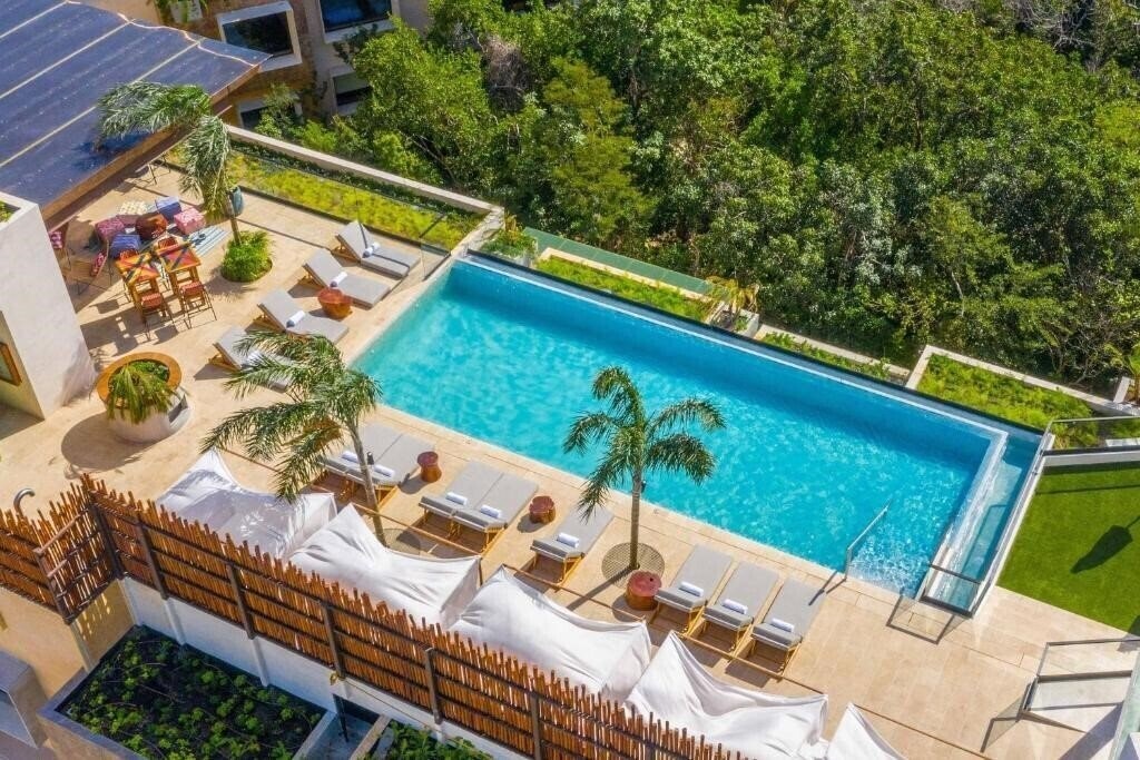 Панорама Aloft Tulum 4*