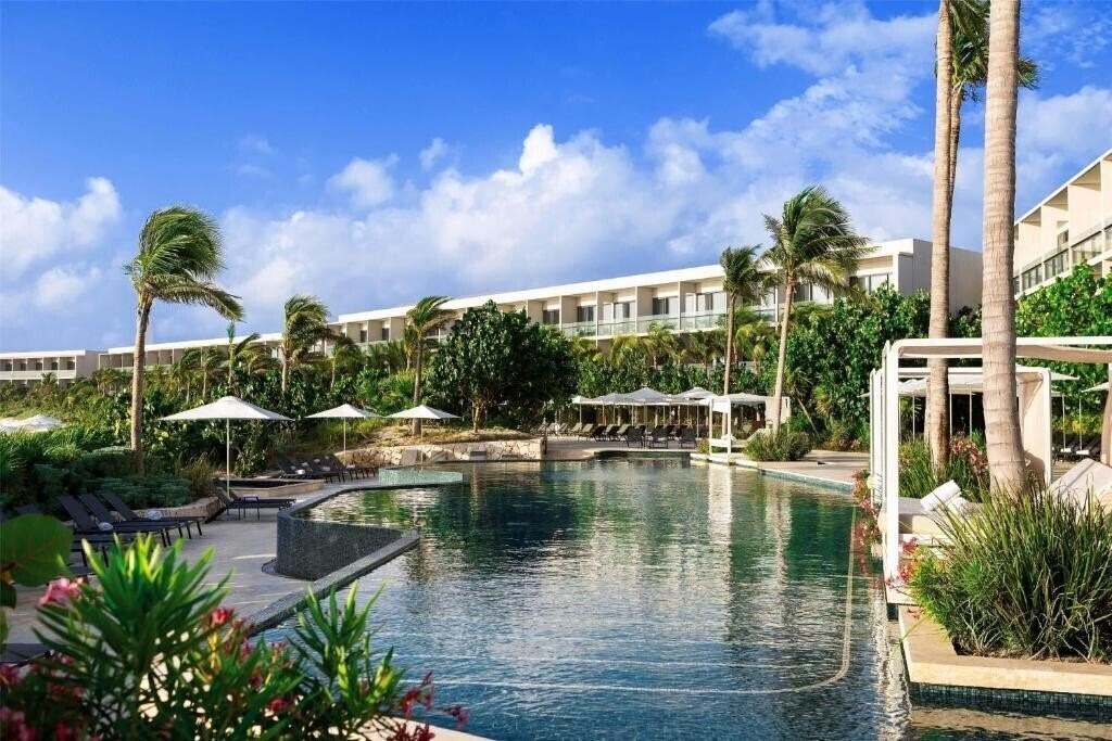 Панорама Hilton Tulum All-Inclusive Resort 3*
