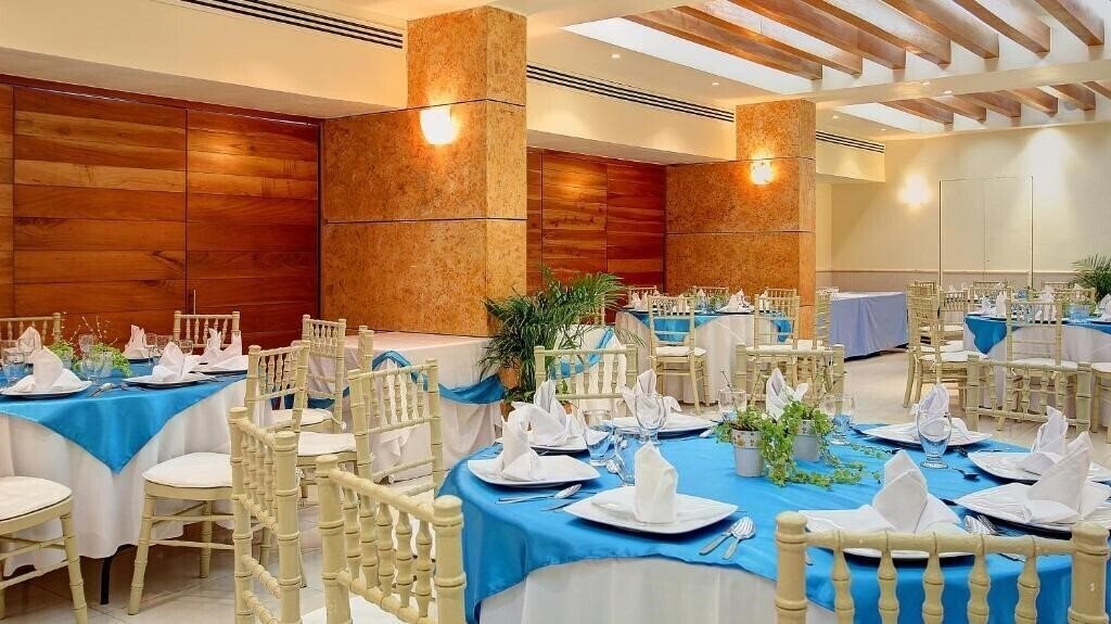 Панорама Fiesta Inn Villahermosa Cencali 4*