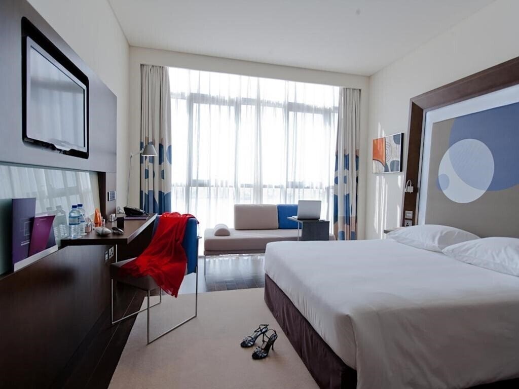 Панорама Novotel Abu Dhabi Gate 4*