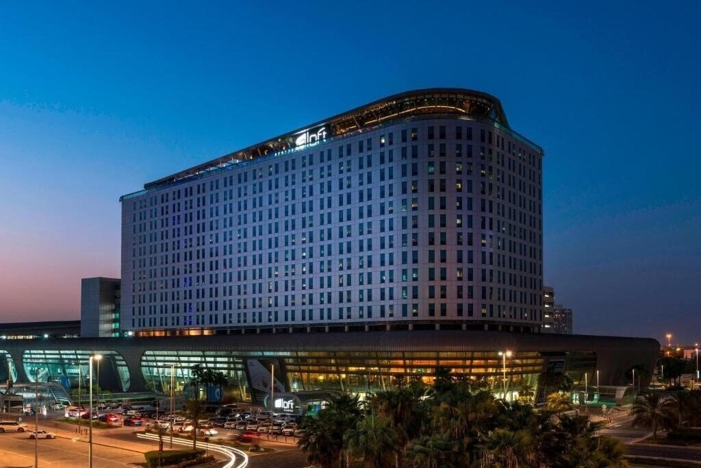 Территория Aloft Abu Dhabi (ex. Aloft Hotel) 4*