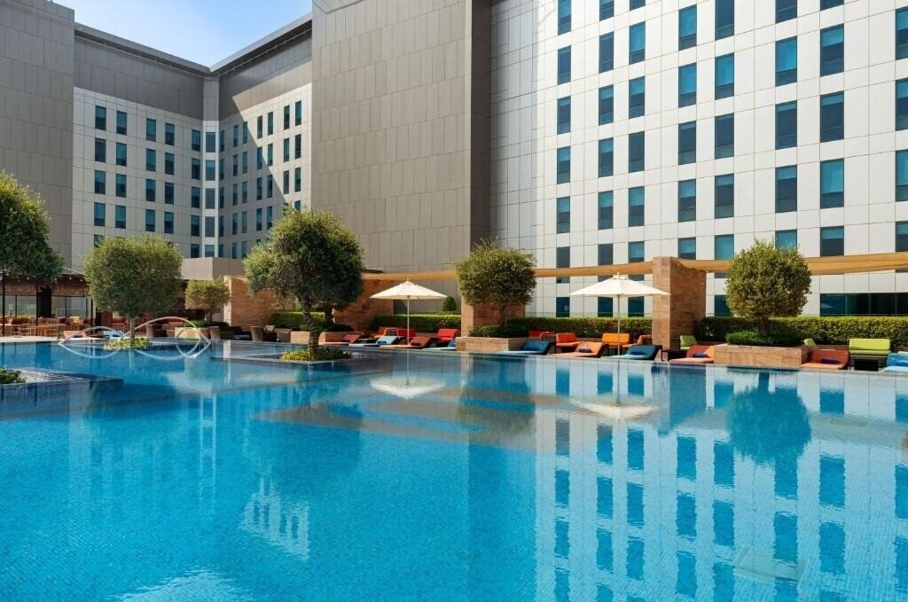 Панорама Aloft Abu Dhabi (ex. Aloft Hotel) 4*