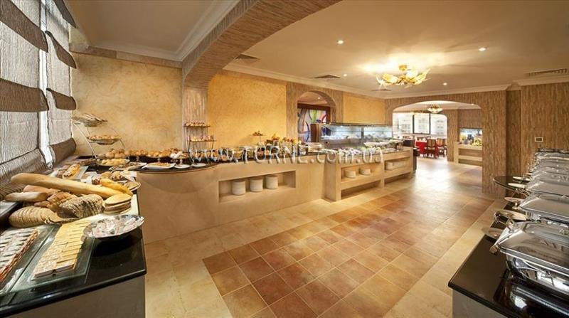 Панорама Swiss Hotel Corniche (ex. Swiss Bel, Royal International) 4*