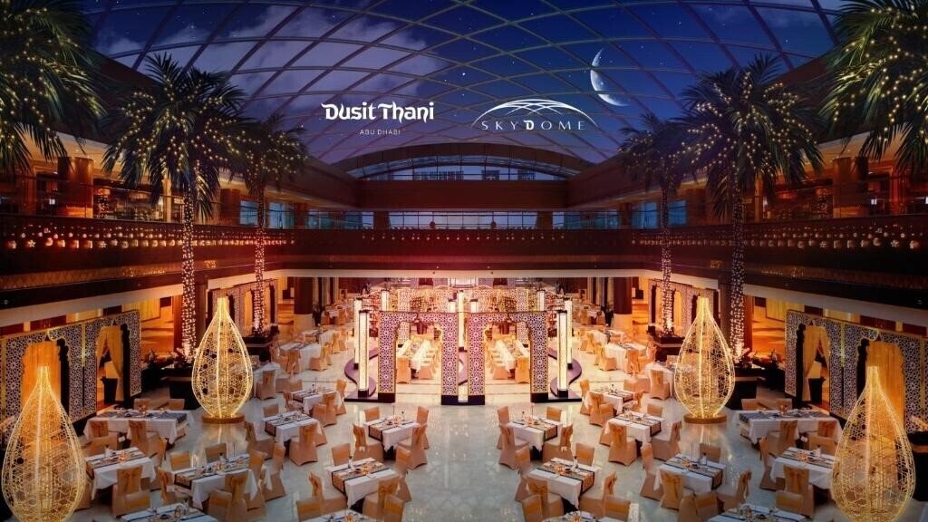 Готель Dusit Thani Abu Dhabi 5*