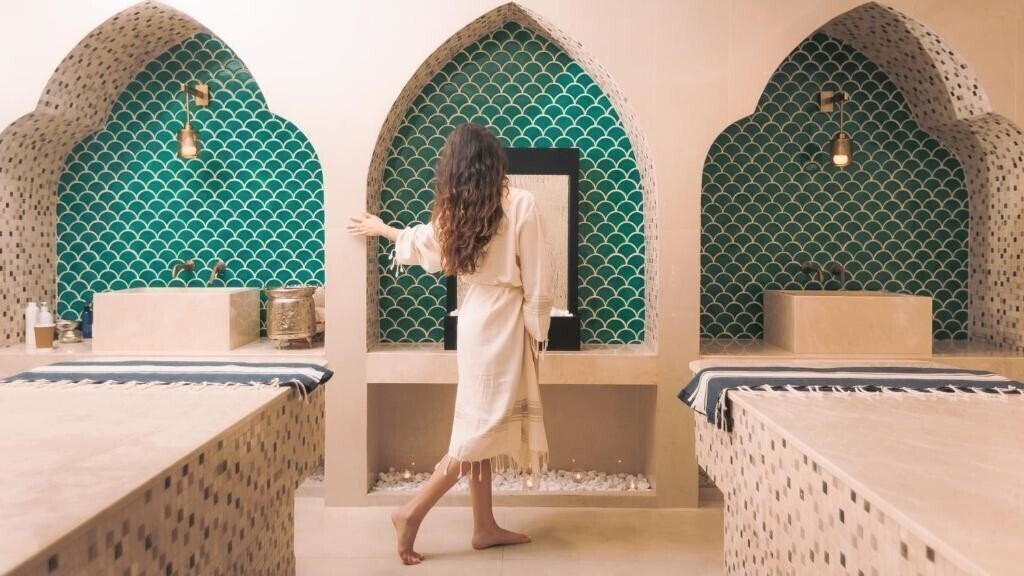 Фото Dusit Thani Abu Dhabi 5*